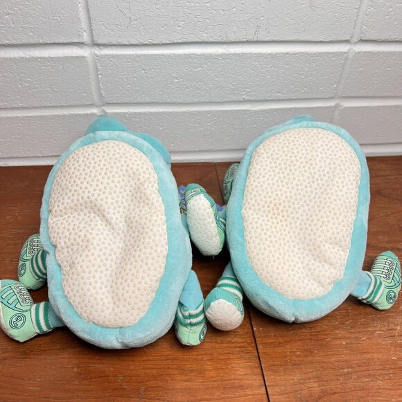 Lots-a-Lots-a-Leggggggs Legs GRADUATION SLIPPERS New With TAGS! Leggggggie - Picture 7 of 10